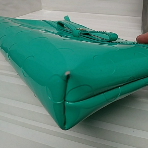 KATE SPADE PATENT LEATHER CROSSBODY 100% AUTH - Picture 8 of 8